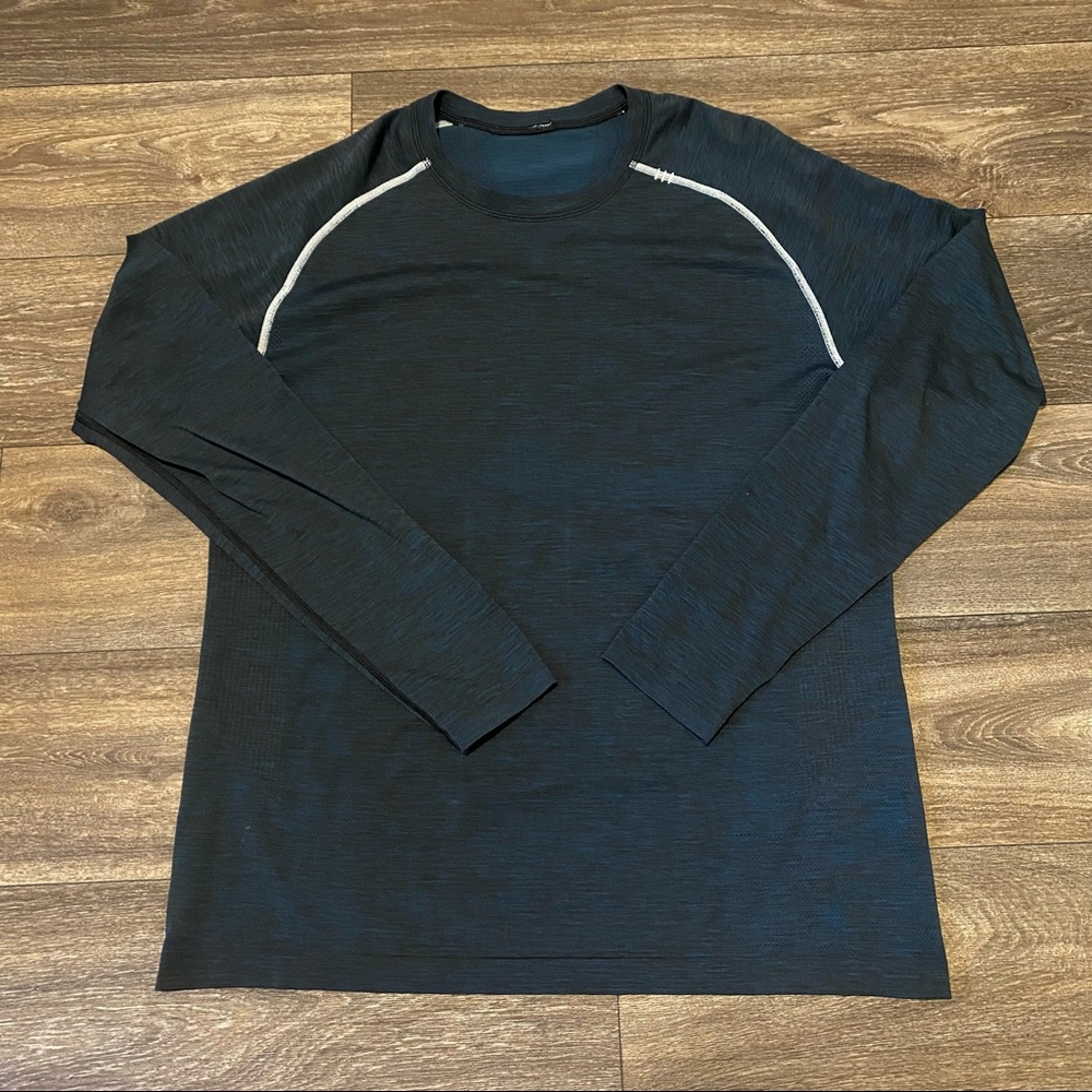 Men’s Lululemon Shirt